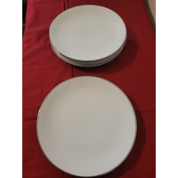 Rosenthal for Eastern Air Lines Salad Plates Plain White Platinum Germany - Picture 1 of 3